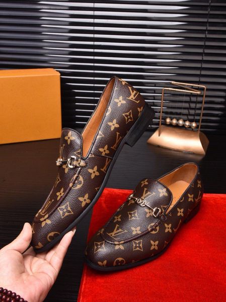 new2 luxury fashion personality wild sports shoes printing casual outdoor comfortable men's shoes original box packaging fast delivery, Black
new2 luxury fashion personality wild sports shoes printing casual outdoor comfortable men's shoes original box packaging fast delivery, Black