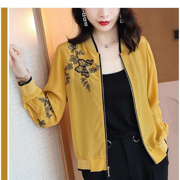 2whrb color silk sunscreen coat for women 2020 baseball suit summer new embroidered long sleeve cardigan mulberry silk baseball suit, Black;brown
2whrb color silk sunscreen coat for women 2020 baseball suit summer new embroidered long sleeve cardigan mulberry silk baseball suit, Black;brown