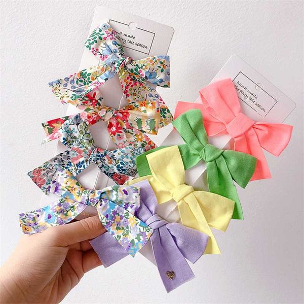10set/lot children hair accessories fashion flowers prints candy color cotton fabric bows hair clips kids girls hairpins set, Slivery;white
10set/lot children hair accessories fashion flowers prints candy color cotton fabric bows hair clips kids girls hairpins set, Slivery;white