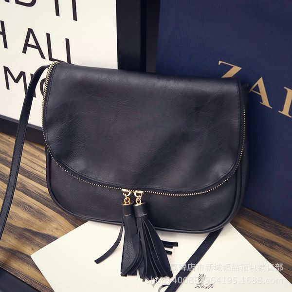 2015 korean new shoulder double zipper tassel pu shoulder bag crossbody bag 260g
2015 korean new shoulder double zipper tassel pu shoulder bag crossbody bag 260g