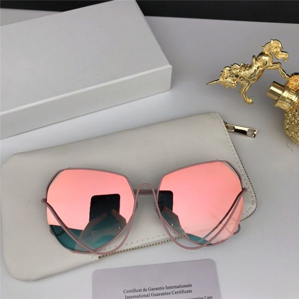 women sunglasses for women special protection women designer vintage frame famous sunglasses 758s3, White;black
women sunglasses for women special protection women designer vintage frame famous sunglasses 758s3, White;black