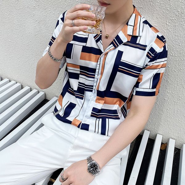 summer 2020 men's short-sleeved shirt korean striped lapel hawaiian shirts casual slim streetwear social blouse chemise homme, White;black
summer 2020 men's short-sleeved shirt korean striped lapel hawaiian shirts casual slim streetwear social blouse chemise homme, White;black