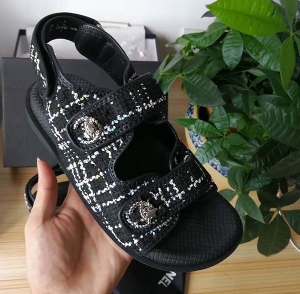 sapato feminino limited zapatillas hombre 2020 горячие продажи сандалии мужчины высокого качества открытый прохладный мужской нашивки flat, Black
sapato feminino limited zapatillas hombre 2020 горячие продажи сандалии мужчины высокого качества открытый прохладный мужской нашивки flat, Black