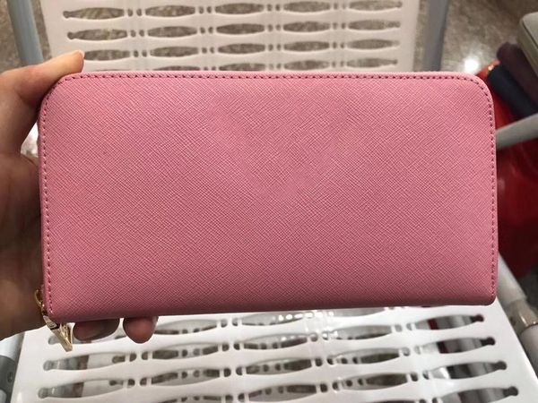 2019 women leather brand classic wallet casual long card holder holder pocket fashion wallets women wallet serial number, Red;black
2019 women leather brand classic wallet casual long card holder holder pocket fashion wallets women wallet serial number, Red;black