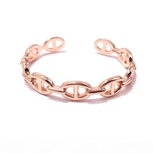 2020 new luxury designer bracelet for women curb cuban link chain gold color womens bangle bracelets chains cuff simple trendy jewelry, Black
2020 new luxury designer bracelet for women curb cuban link chain gold color womens bangle bracelets chains cuff simple trendy jewelry, Black