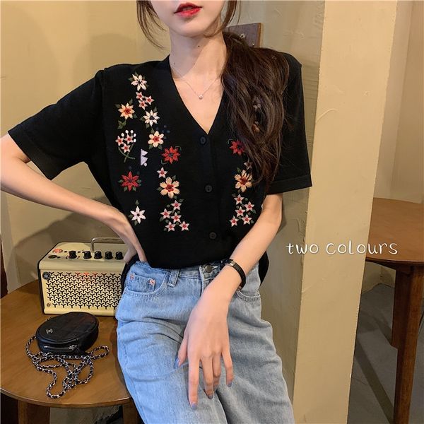 erkwk korean 2020 new shirtembroidered shirtwomen's clothing korean style internet celebrity design v-collar embroidered short sleeve k, White;black
erkwk korean 2020 new shirtembroidered shirtwomen's clothing korean style internet celebrity design v-collar embroidered short sleeve k, White;black
