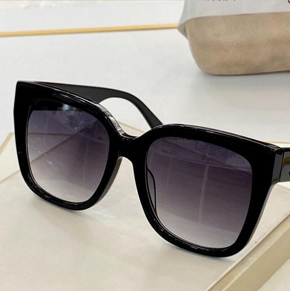 latest selling popular fashion 1125 women sunglasses mens sunglasses men sunglasses gafas de sol sun glasses uv400 lens with box, White;black
latest selling popular fashion 1125 women sunglasses mens sunglasses men sunglasses gafas de sol sun glasses uv400 lens with box, White;black