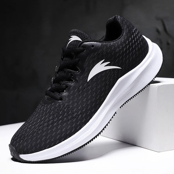 mesh marathon shoes man running sneakers breathable men's sneakers trainers athletics jogging shoes outdoor sport walking
mesh marathon shoes man running sneakers breathable men's sneakers trainers athletics jogging shoes outdoor sport walking