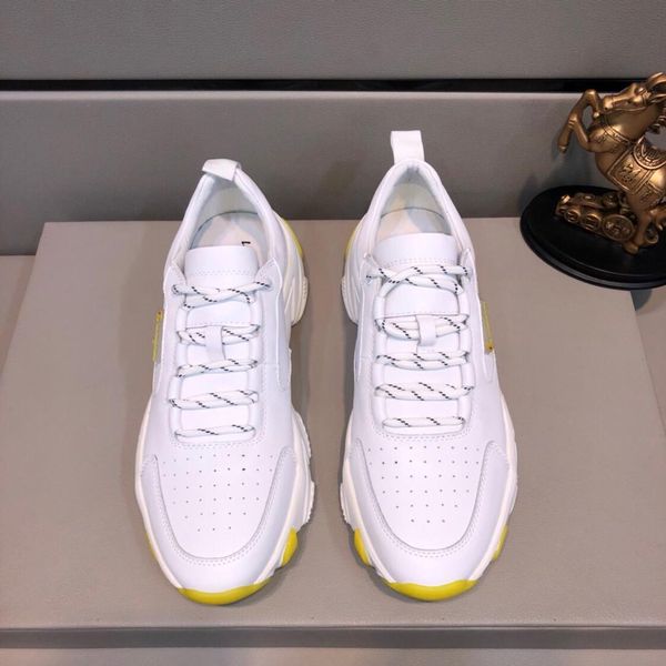 2019q new limited edition men's platform sports shoes, fashion wild white shoes, breathable lace low shoes, original box packaging: 38, Black