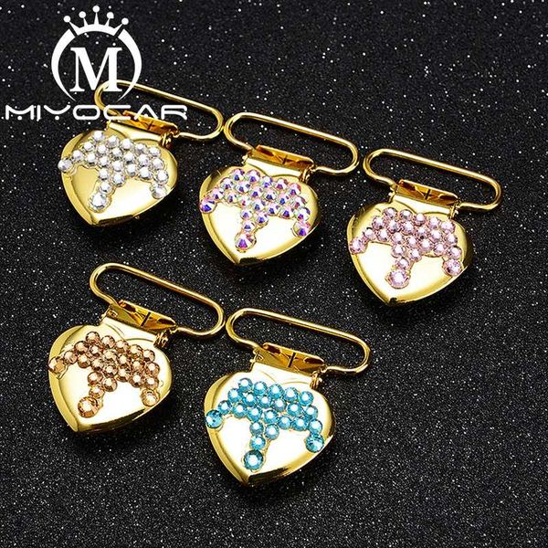 miyocar 10pcs/lot bling 5 colors crown heart shape gold sliver pacifier clip pacifier holder good quality sp029
miyocar 10pcs/lot bling 5 colors crown heart shape gold sliver pacifier clip pacifier holder good quality sp029