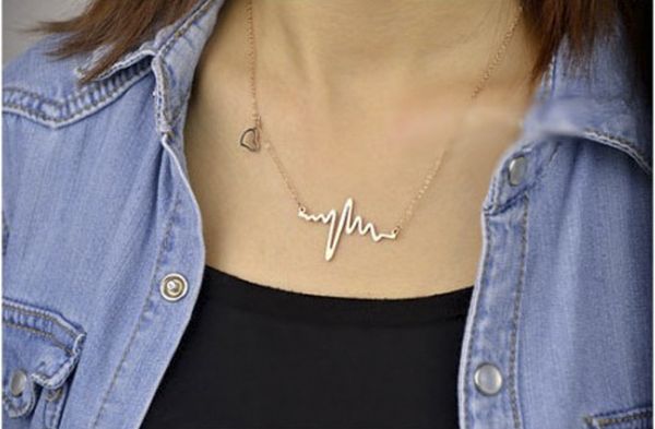 love shaped pendant necklace metal alloy heartbeat lockbone chain heart pendant necklace female retro necklace jewelry christmas gift, Silver
love shaped pendant necklace metal alloy heartbeat lockbone chain heart pendant necklace female retro necklace jewelry christmas gift, Silver