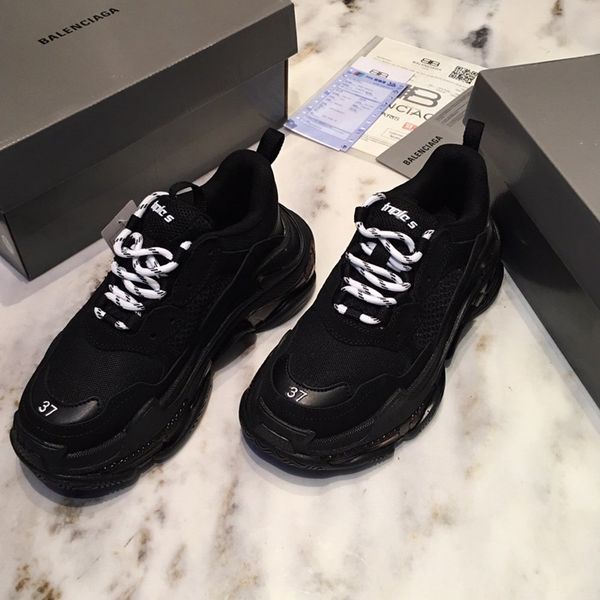 2020yr designer designs new leisure and entertainment hiking shoes, outdoor jungle adventure shoes, original packaging and box delivery, Black
2020yr designer designs new leisure and entertainment hiking shoes, outdoor jungle adventure shoes, original packaging and box delivery, Black
