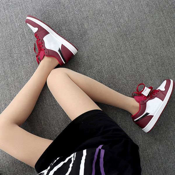 1 low noble red 553558 604 noble red black white noble red golf shoes tennis shoes mens designer trainers schoenen shoes, White;red
1 low noble red 553558 604 noble red black white noble red golf shoes tennis shoes mens designer trainers schoenen shoes, White;red