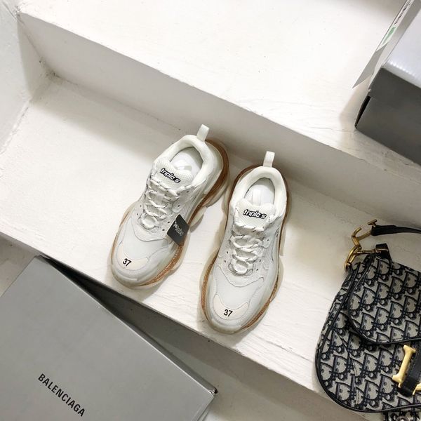 2020 new dz triple s clear sole sneakers couple cushioned casual shoes luxury designer thick-soled breathable sneakers
2020 new dz triple s clear sole sneakers couple cushioned casual shoes luxury designer thick-soled breathable sneakers