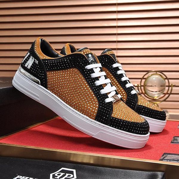 men sneakers shoes flats scarpe da uomo lo -sneakers crystal style w580 mens shoes casual zapatos de hombre footwears fast shipping
men sneakers shoes flats scarpe da uomo lo -sneakers crystal style w580 mens shoes casual zapatos de hombre footwears fast shipping