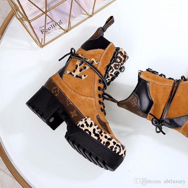 winter women fashion lace -up martin boots snow warm 2020 laureate platform desert boot chaussures de femme lady shoes luxury design sale, Black
winter women fashion lace -up martin boots snow warm 2020 laureate platform desert boot chaussures de femme lady shoes luxury design sale, Black