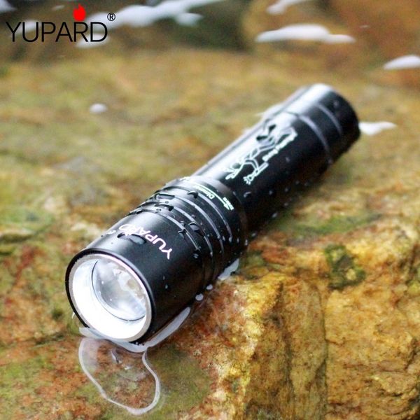 t6/l2 strong zoom diving 18650 rechargeable flash flash headlight underwater long-range water-proof light-replenishing yellow light
t6/l2 strong zoom diving 18650 rechargeable flash flash headlight underwater long-range water-proof light-replenishing yellow light