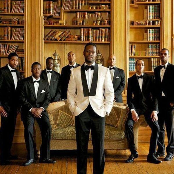 latest design one button ivory wedding men suits shawl lapel two pieces business groom tuxedos (jacket+pants+tie) w1286, Black;gray
latest design one button ivory wedding men suits shawl lapel two pieces business groom tuxedos (jacket+pants+tie) w1286, Black;gray