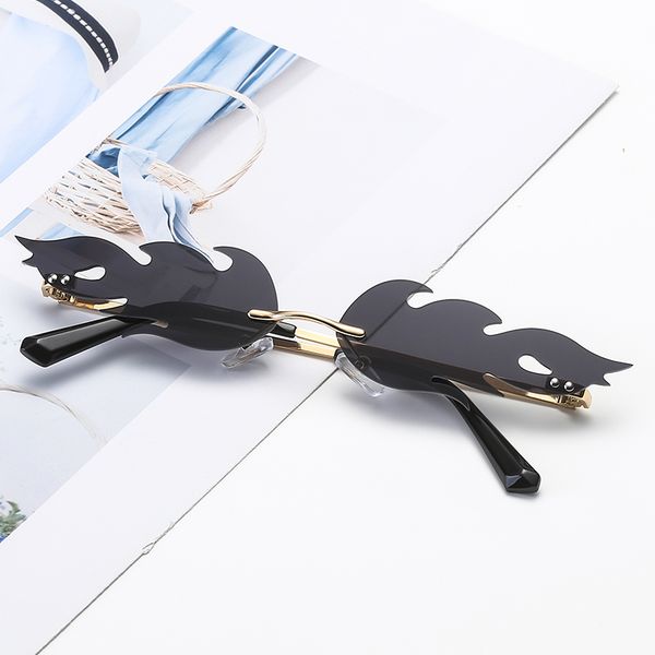 women narrow rimless men sunglasses flame sunglasses 2020 brand fashion small sun fire eyewear luxury trending wave glasses dthqe, White;black
women narrow rimless men sunglasses flame sunglasses 2020 brand fashion small sun fire eyewear luxury trending wave glasses dthqe, White;black