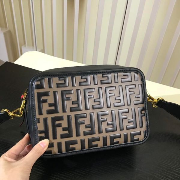 2020 fashion handbag camera bag genuine leatherf f f letter crossbody bags messenger bag men ff fend handbags purses woman ing
2020 fashion handbag camera bag genuine leatherf f f letter crossbody bags messenger bag men ff fend handbags purses woman ing