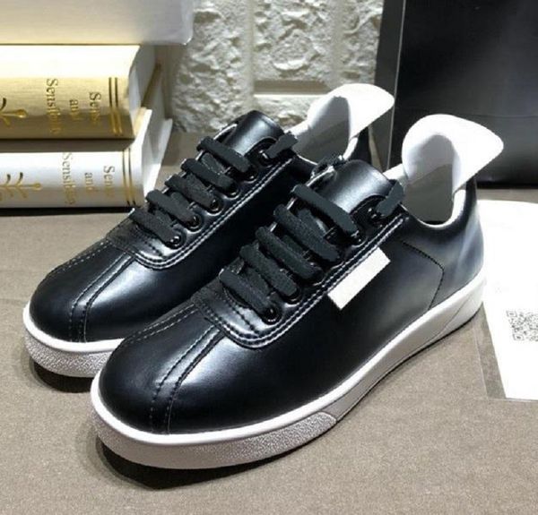 women's classics luxury designer shoes sneakers womens running shoes run away sneaker platform espadrilles sh013 ch01, Black
women's classics luxury designer shoes sneakers womens running shoes run away sneaker platform espadrilles sh013 ch01, Black