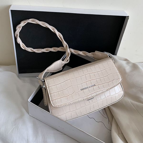 new design fashion stone pattern armpit bag elegant handbag shoulder bag crossbody width 22cm height 14cm thickness 5cm
new design fashion stone pattern armpit bag elegant handbag shoulder bag crossbody width 22cm height 14cm thickness 5cm