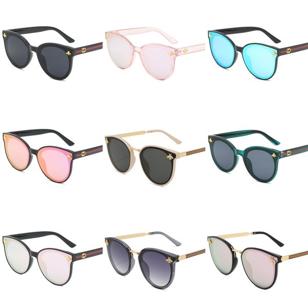 new fashion sport retro sunglasses for women gold and silver color glasses legs rimless semi-elliptical lenses mens sunglasses lunettes g#86, White;black
new fashion sport retro sunglasses for women gold and silver color glasses legs rimless semi-elliptical lenses mens sunglasses lunettes g#86, White;black