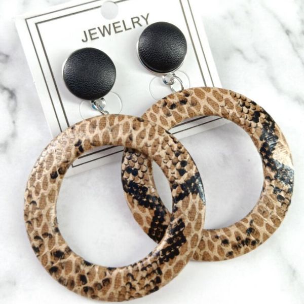 luxury jewelry designer pu leather earrings snakeskin large hoop geometry earrings simple for women fashion, Golden
luxury jewelry designer pu leather earrings snakeskin large hoop geometry earrings simple for women fashion, Golden