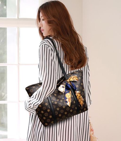 2020 new arrival handbag big fashion pu shoulder bag tote selling large capacity female bag
2020 new arrival handbag big fashion pu shoulder bag tote selling large capacity female bag