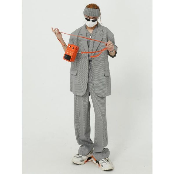 мужчина корея япония стиль streetwear hip hop vintage моды костюм пальто мужчины вскользь с коротким рукавом plaid блейзеры куртки, White;black
мужчина корея япония стиль streetwear hip hop vintage моды костюм пальто мужчины вскользь с коротким рукавом plaid блейзеры куртки, White;black