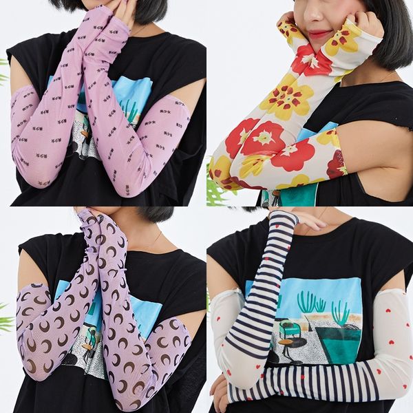 sunscreen gloves tiktok online red same printed lace s riding driving silk s elegant style lace ice sleeve ice sleeve beautiful girl, Black
sunscreen gloves tiktok online red same printed lace s riding driving silk s elegant style lace ice sleeve ice sleeve beautiful girl, Black
