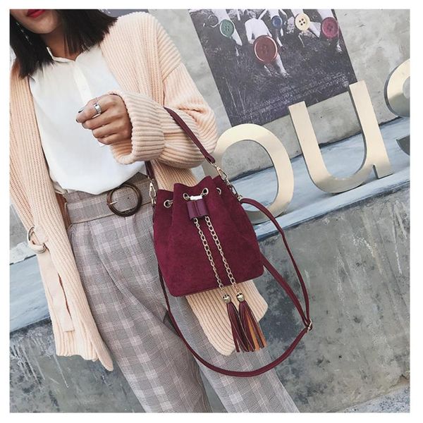 2020 new mini crossbody handbags cute suede bucket bag organizer small tassel pu leather womens shoulder messenger bags bolsos
2020 new mini crossbody handbags cute suede bucket bag organizer small tassel pu leather womens shoulder messenger bags bolsos
