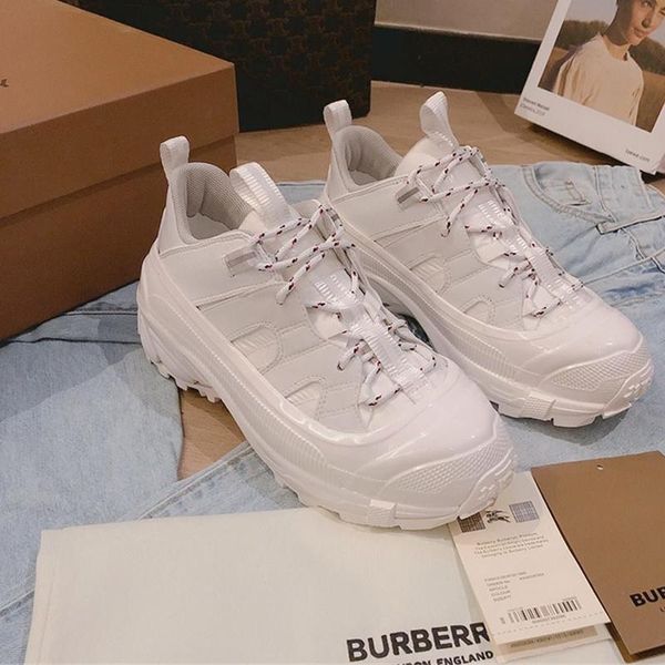 2020s designer new luxury men's casual sports shoes, designer casual shoes of and fast delivery with original box, Black
2020s designer new luxury men's casual sports shoes, designer casual shoes of and fast delivery with original box, Black