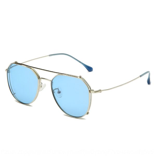 new fashion sun coated color adsorption clip one-lens dual-purpose sun lens sun glasses sunglasses for men and women 17197, Silver
new fashion sun coated color adsorption clip one-lens dual-purpose sun lens sun glasses sunglasses for men and women 17197, Silver