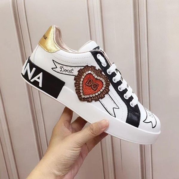 2020q luxury design leather printed rubber bottom fashion sneakers all-match breathable mens casual shoes mens banquet shoes size: 38-45, Black
2020q luxury design leather printed rubber bottom fashion sneakers all-match breathable mens casual shoes mens banquet shoes size: 38-45, Black