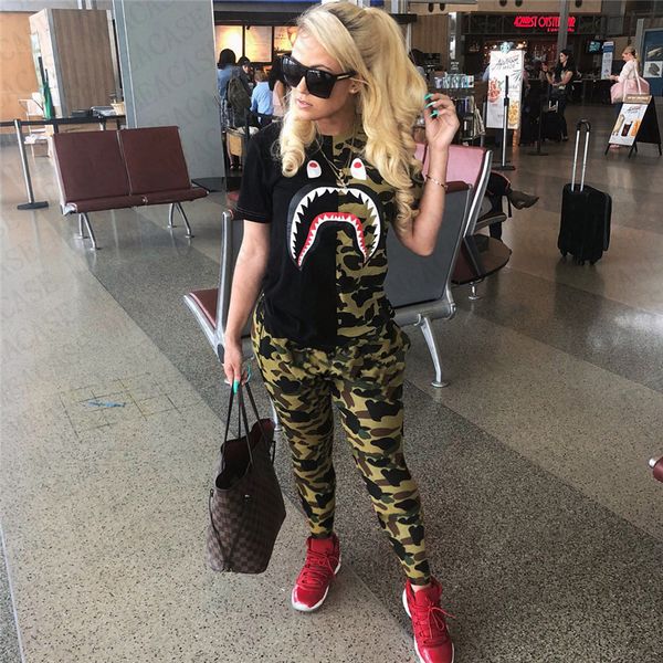 women clothes suit t shirts summer 2 piece shorts tracksuit outfit sharks camouflage printing sportswear two piece suit shorts new d72708, Gray
women clothes suit t shirts summer 2 piece shorts tracksuit outfit sharks camouflage printing sportswear two piece suit shorts new d72708, Gray