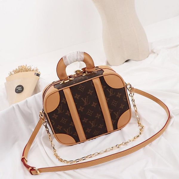 new vintage fashion women bag leather crossbody handbags designer luxury zipper handle tote chain trend shoulder bags sale with origin b
new vintage fashion women bag leather crossbody handbags designer luxury zipper handle tote chain trend shoulder bags sale with origin b