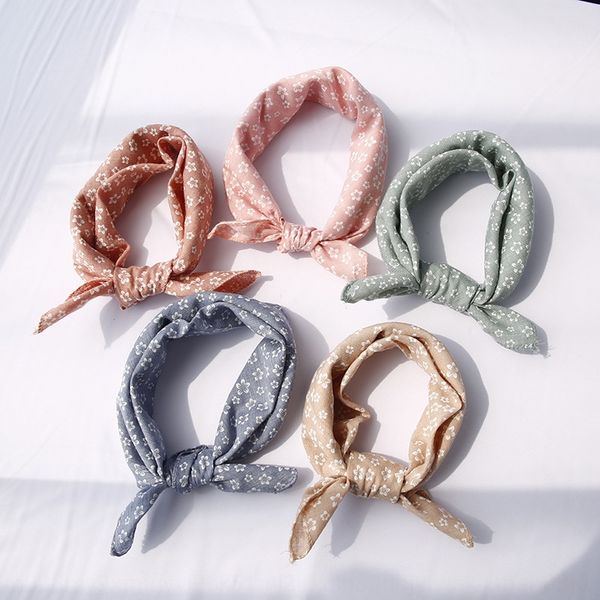 large size baby triangle saliva towel pure cotton yarn children's square towel baby triangle saliva scarf scarf bib, Red;brown
large size baby triangle saliva towel pure cotton yarn children's square towel baby triangle saliva scarf scarf bib, Red;brown