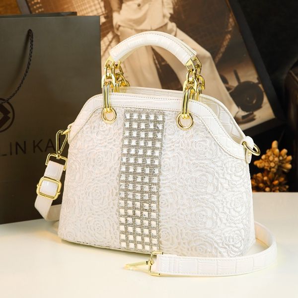 ladies bag 2020 new summer fashion crocodile lace stitched tote bag shoulder slung handbag
ladies bag 2020 new summer fashion crocodile lace stitched tote bag shoulder slung handbag