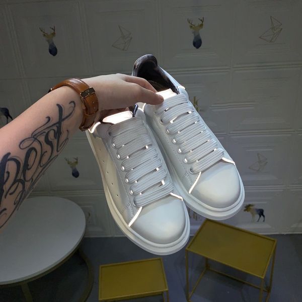 platform shoes sneakers velvet black leather sneakers fashion rubber reflective inner height high bottom leisure sports shoesuh9s
platform shoes sneakers velvet black leather sneakers fashion rubber reflective inner height high bottom leisure sports shoesuh9s