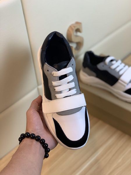 2020rp new menmen comfortable casual shoes boarding travel outdoor adventure shoes all-match trend shoes original box delivery, Black
2020rp new menmen comfortable casual shoes boarding travel outdoor adventure shoes all-match trend shoes original box delivery, Black