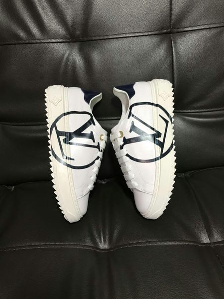 new7 fashion ladies casual shoes fashion wild sports shoes outdoor comfortable women's shoes original box packaging fast delivery, Black
new7 fashion ladies casual shoes fashion wild sports shoes outdoor comfortable women's shoes original box packaging fast delivery, Black