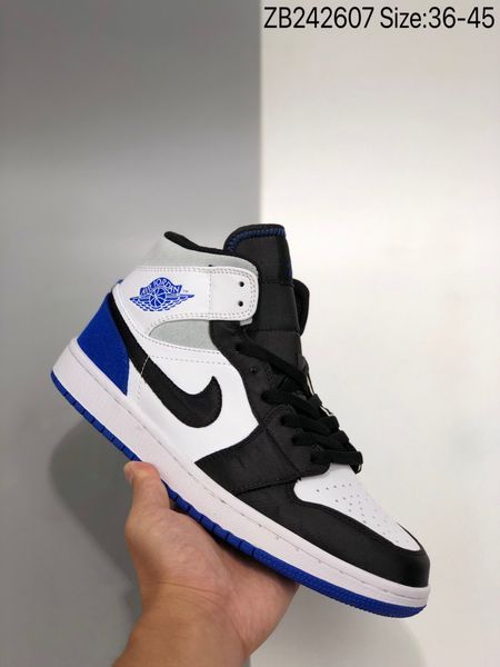 2020ss air 1 mid game royal mens designer basketball shoes sports shoes casual trainer sneakers shoes xlzb242607
2020ss air 1 mid game royal mens designer basketball shoes sports shoes casual trainer sneakers shoes xlzb242607