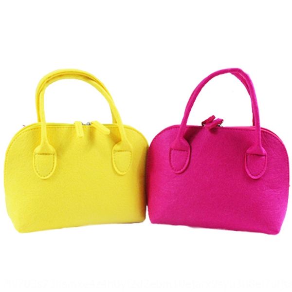 women's hand hand storage storage felt bag welcome new felt cosmetic bag multifunctional
women's hand hand storage storage felt bag welcome new felt cosmetic bag multifunctional