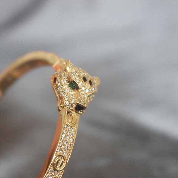 retro diamond leopard bracelet golden designer luxury woman animal head bangles women ins jewelry, Golden;silver
retro diamond leopard bracelet golden designer luxury woman animal head bangles women ins jewelry, Golden;silver