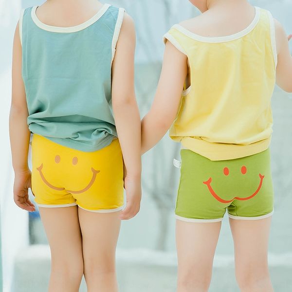2020 new children's male and female shorts and underwear children's boxer smiling face underwear cotton four-angle shorts, Camo
2020 new children's male and female shorts and underwear children's boxer smiling face underwear cotton four-angle shorts, Camo