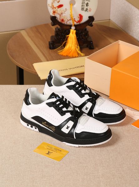 new54 luxury high-quality casual men's shoes fashion all-match sports shoes outdoor comfortable men's shoes original box packaging, Black
new54 luxury high-quality casual men's shoes fashion all-match sports shoes outdoor comfortable men's shoes original box packaging, Black