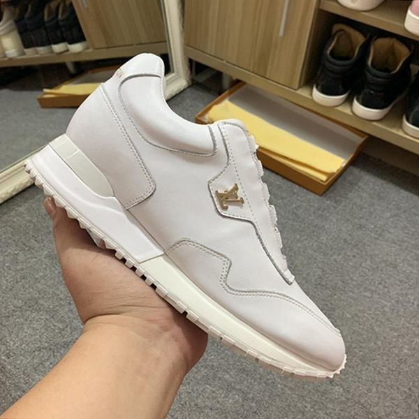 2020w new luxury design frosted rubber sole sneakers all-match fashion mens casual shoes mens banquet shoes size: 38-45, Black
2020w new luxury design frosted rubber sole sneakers all-match fashion mens casual shoes mens banquet shoes size: 38-45, Black