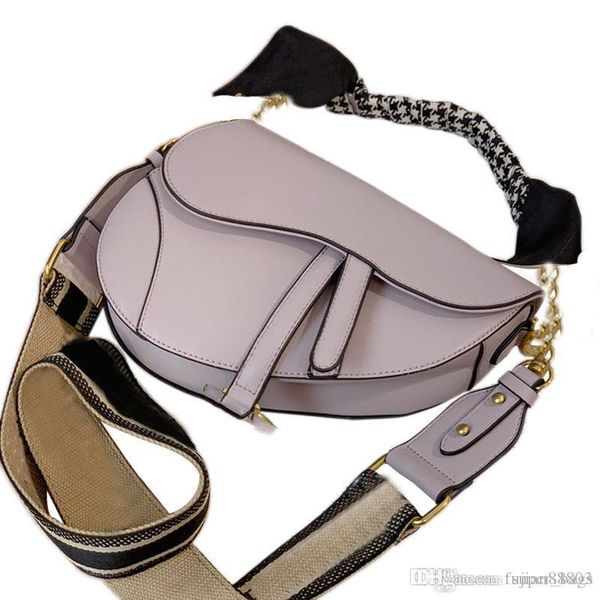 2020 new handbags purses women one shoulder diagonal saddle designer bag black and white rock gray taro purple come with silk scarf
2020 new handbags purses women one shoulder diagonal saddle designer bag black and white rock gray taro purple come with silk scarf