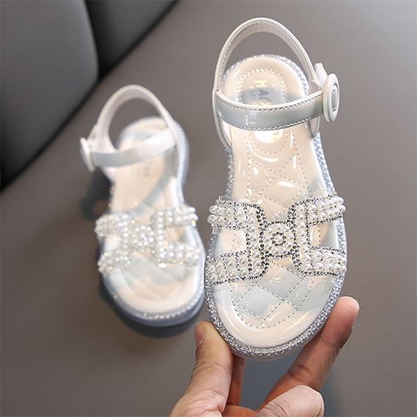 girls' and children's sandals new beige korean princess shoes breathable sandals stylish kids shoes, Black;red
girls' and children's sandals new beige korean princess shoes breathable sandals stylish kids shoes, Black;red